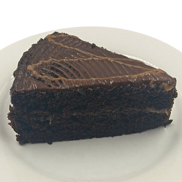 Torta de Chocolate – Sabor intenso, textura húmeda y cobertura brillante.