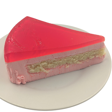 Torta Helada – Postre frío con mousse ligero y gelatina brillante.